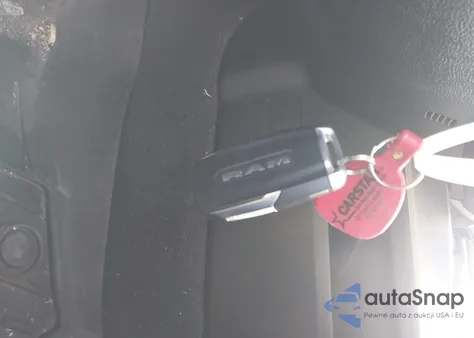 2019 Ram 1500 Big Horn/Lone Star 4X2 5'7 Box from USA, damaged, VIN 1C6RREFT5KN813830